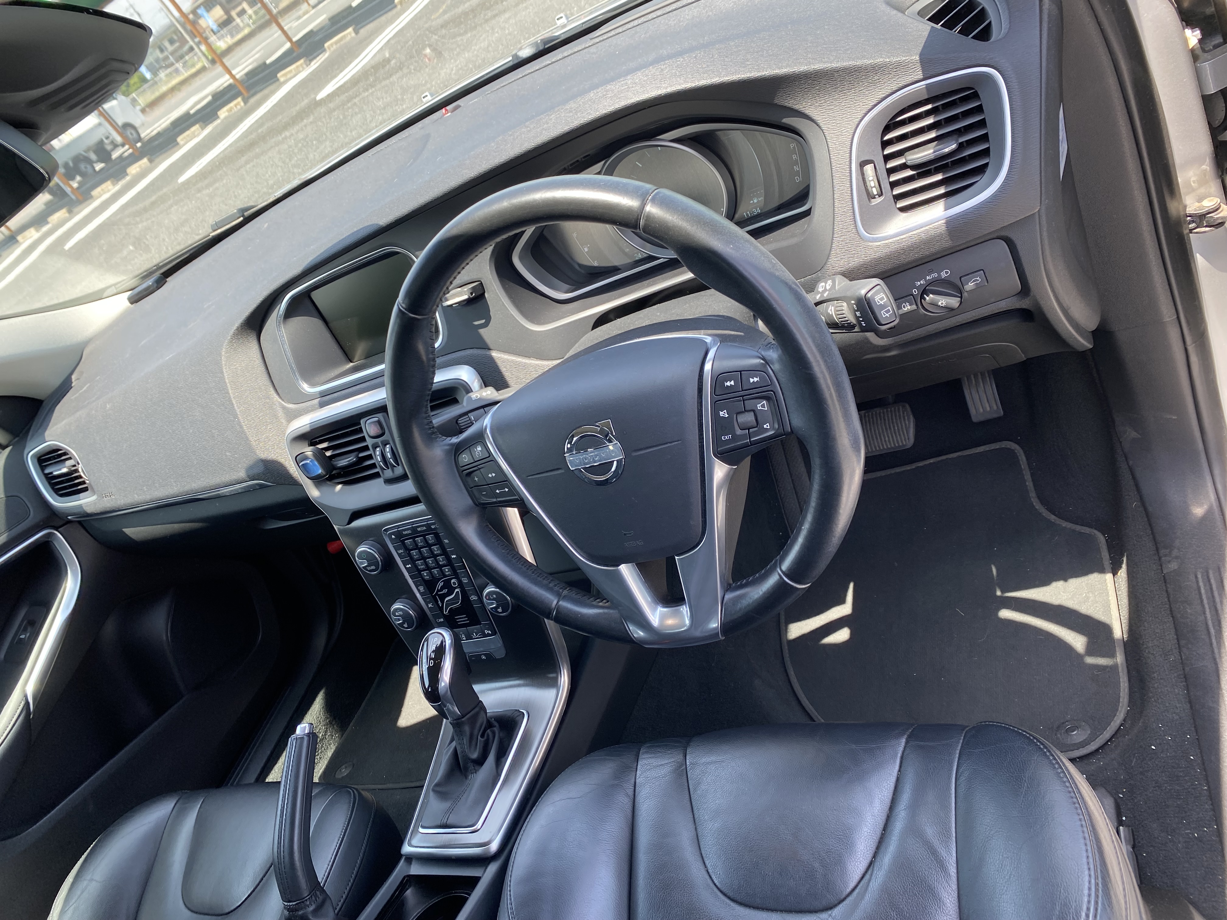 ボルボ V40 T4 SE 内装